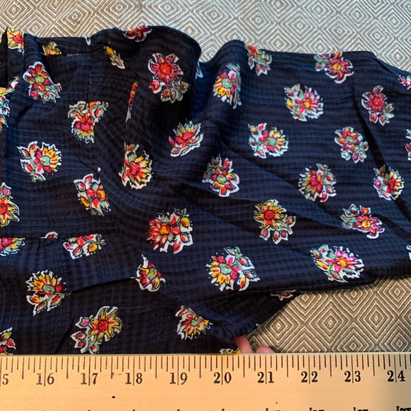 New! Loft Boho navy blue top - Picture 9 of 13